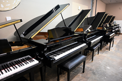 Samick SIG-50 Baby Grand Piano