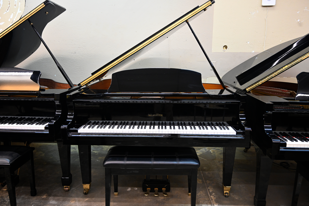 Wurlitzer C153 Baby Grand Piano