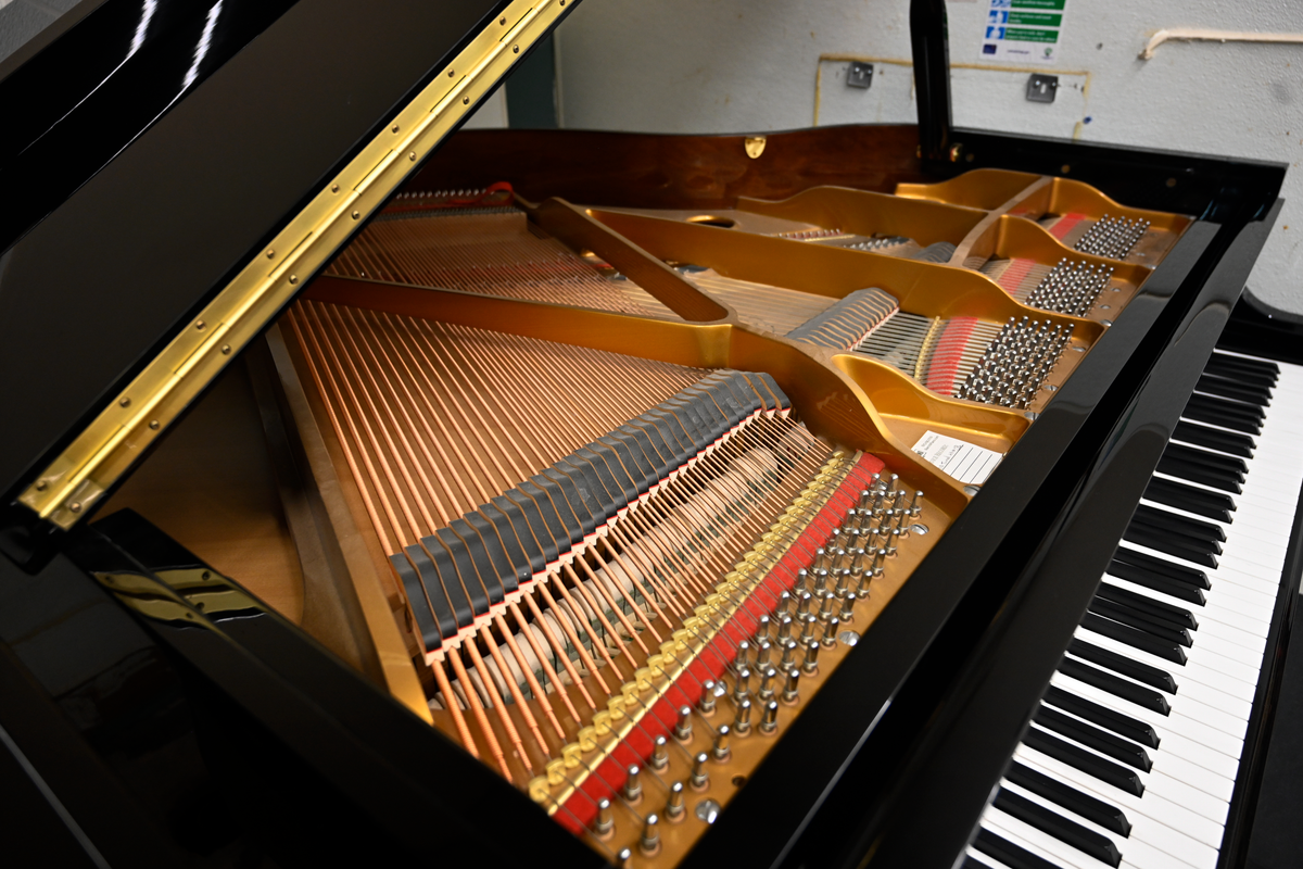 Ritmuller GP148R1 Baby Grand Piano
