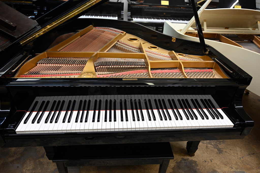 Young Chang G-157 Baby Grand Piano